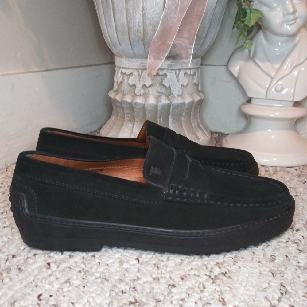Tod's Black Suede Men's Vibram Sole Penny Loafer Style Driving Shoes - Picture 15 of 15